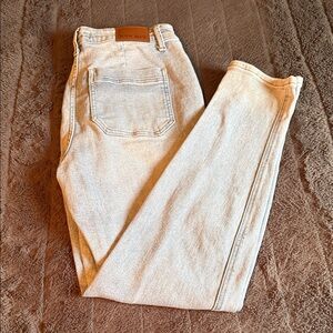 Judy Blue light wash Jeans